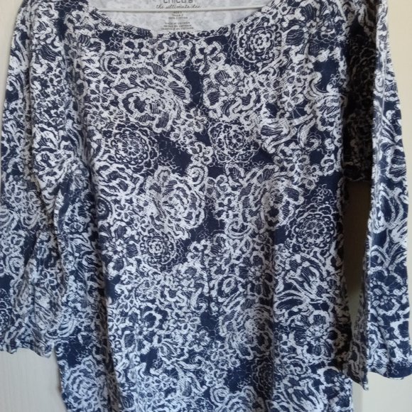 One Chico's Ultimate Tee Size 2 - Picture 1 of 3